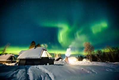 Apukka Glass Igloos Resort