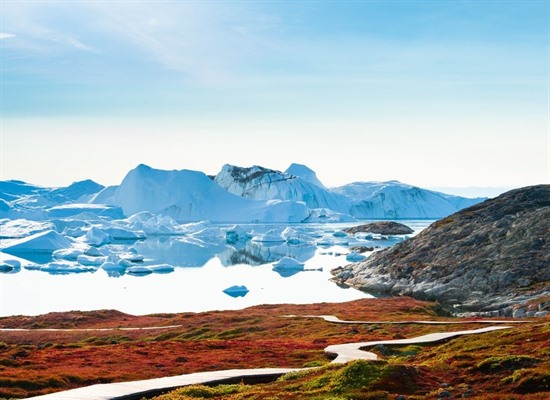 Autumn Auroras in Ilulissat